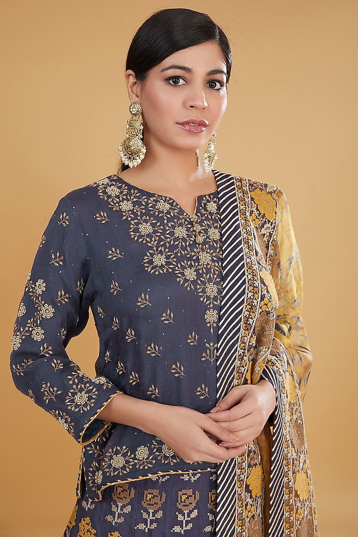 Midnight Blue Mukaish Organza Floral Cross-Stitched Embroidered Wedding Lehenga Set by Kavita Bhartia at Pernia's Pop Up Shop