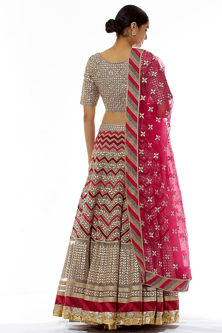 Hot Pink Embroidered Wedding Lehenga Set by Kavita Bhartia at Pernia's Pop Up Shop