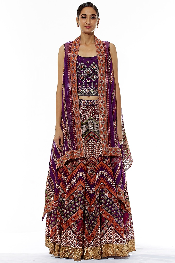 Purple Embroidered Skirt Set With Cape by Kavita Bhartia
