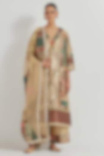 Gold Tissue Patchwork Embroidered Kurta Set by Kavita Bhartia at Pernia's Pop Up Shop