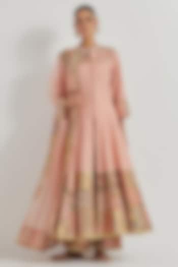 Peach Jacquard Chanderi Patchwork Wedding Anarkali Set  by Kavita Bhartia at Pernia's Pop Up Shop