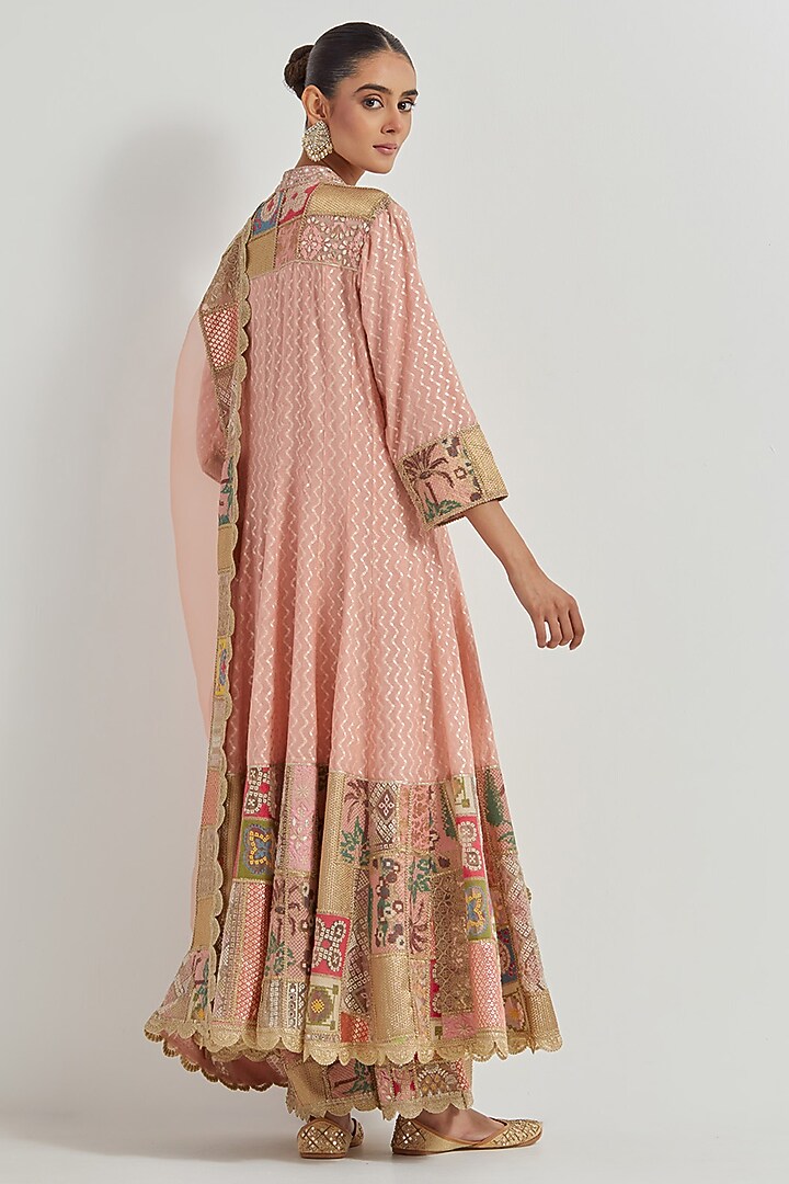 Peach Jacquard Chanderi Patchwork Wedding Anarkali Set by Kavita Bhartia at Pernia's Pop Up Shop