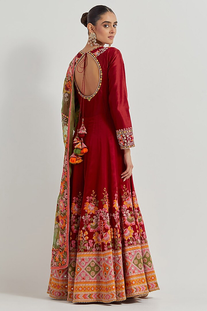 Deep Red Chanderi Gota Patti Embroidered Bridal Anarkali Set by Kavita Bhartia at Pernia's Pop Up Shop