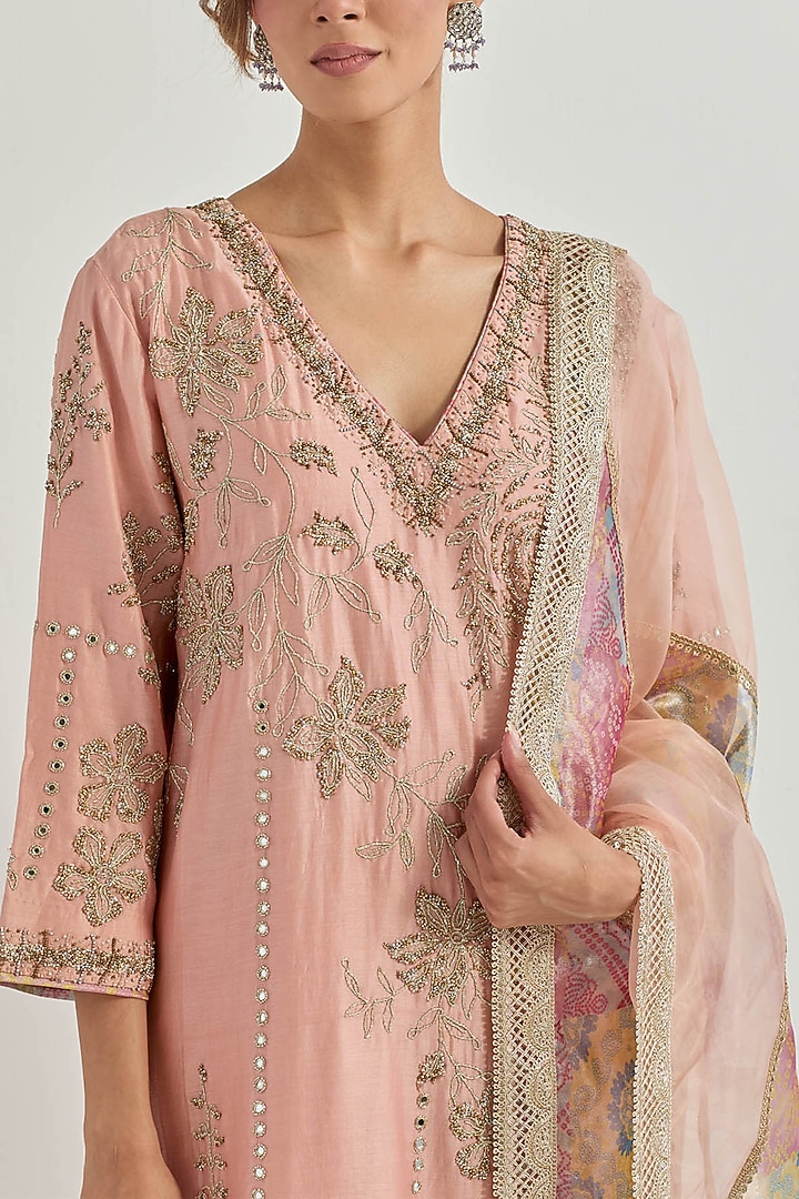 Pink Chanderi Organza & Tissue Hand Embellished Kurta Set by Kavita Bhartia at Pernia's Pop Up Shop