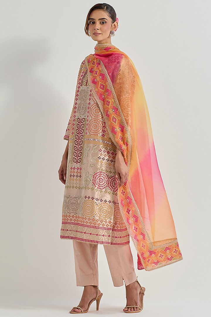 Beige Tissue & Organza Resham Hand Embellished Kurta Set by Kavita Bhartia at Pernia's Pop Up Shop