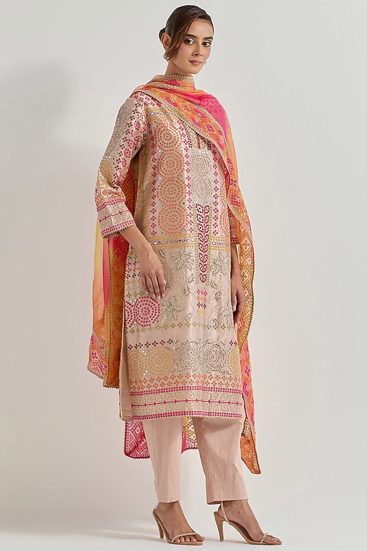 Beige Tissue & Organza Resham Hand Embellished Kurta Set by Kavita Bhartia at Pernia's Pop Up Shop