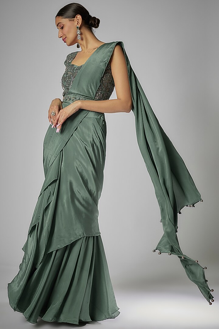 Green Crepe Pre-Draped Wedding Saree Set by Kshitij Choudhary at Pernia's Pop Up Shop