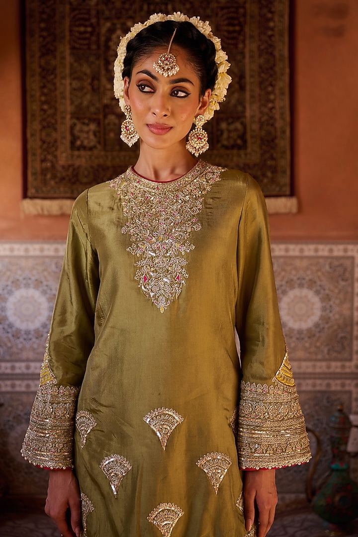 Sage Green Upada Silk Sequins Embroidered Kurta Set by Kapda Dori at Pernia's Pop Up Shop
