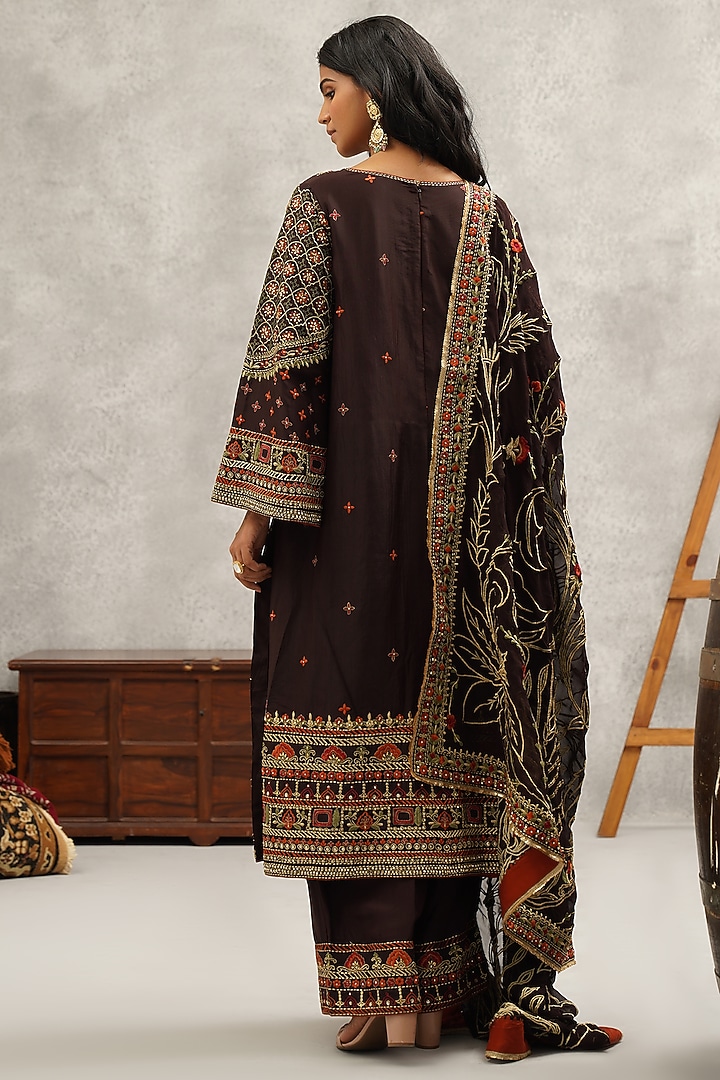 Brown Upada Silk Hand & Machine Embroidered Kurta Set by Kapda Dori at Pernia's Pop Up Shop