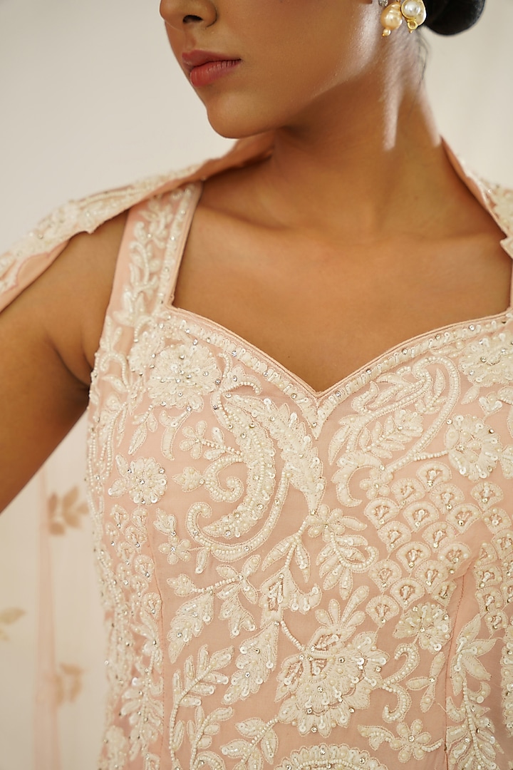Blush Pink Georgette Sequins Embroidered Kurta Set by Kapda Dori at Pernia's Pop Up Shop
