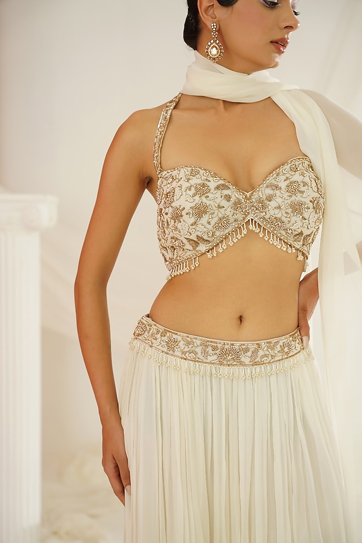 White Georgette Flared Palazzo Pant Set by Kapda Dori at Pernia's Pop Up Shop