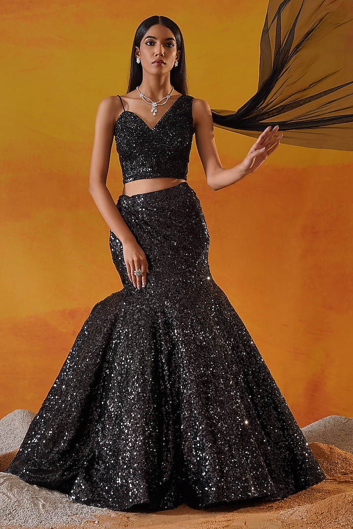 Black Sequins Wedding Lehenga Set by Kapda Dori at Pernia's Pop Up Shop