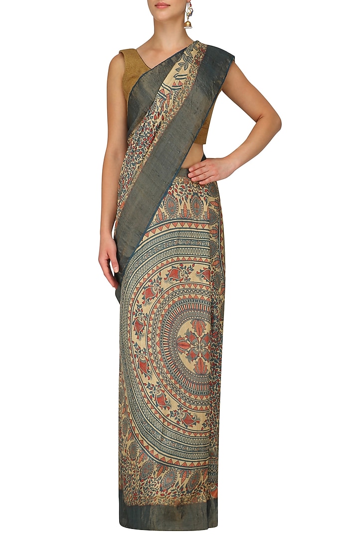 Beige and grey paisley print saree with unstitched blouse available only at Pernia's Pop Up Shop.