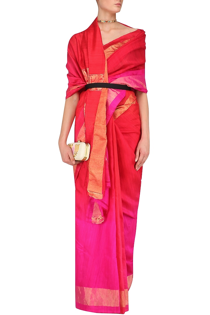 Red and hot pink shaded handloom saree available only at Pernia's Pop Up Shop.
