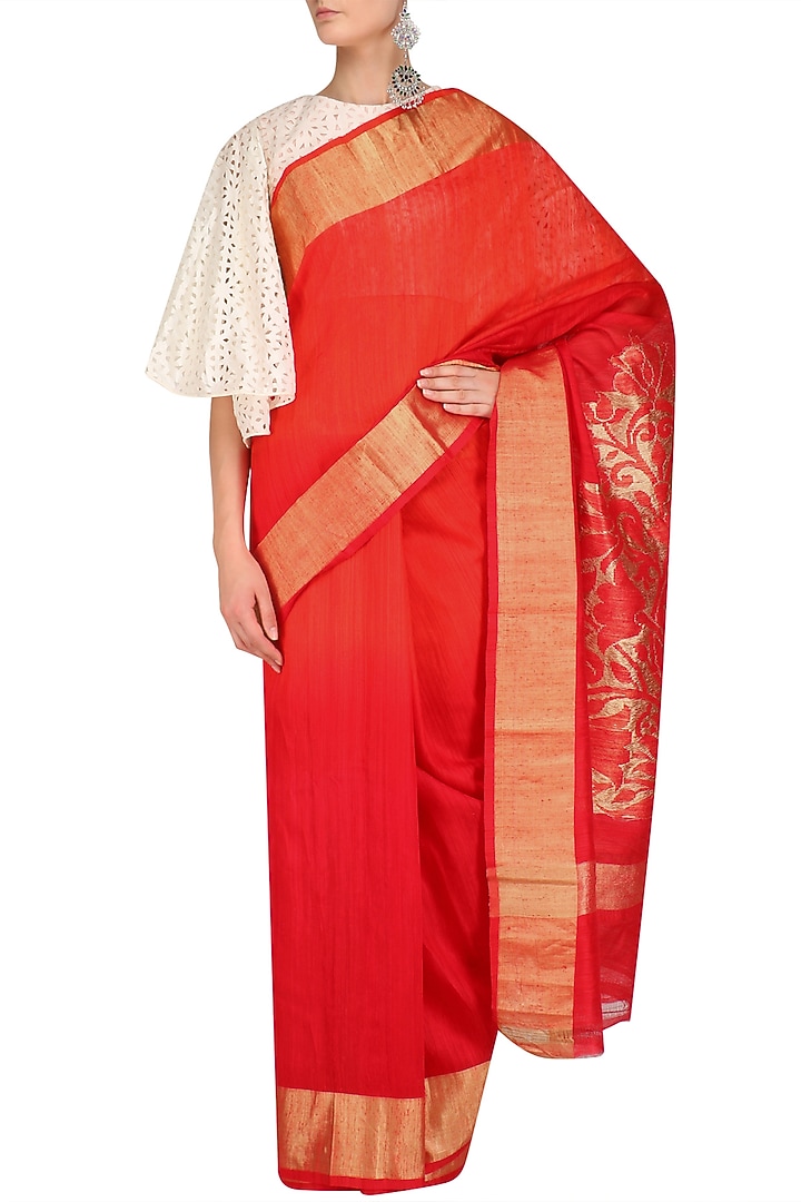 Red and gold printed motifs handloom saree available only at Pernia's Pop Up Shop.