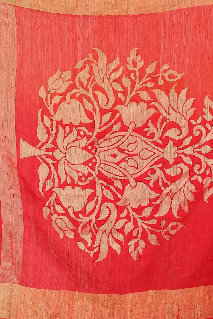Red and gold printed motifs handloom saree available only at Pernia's Pop Up Shop.