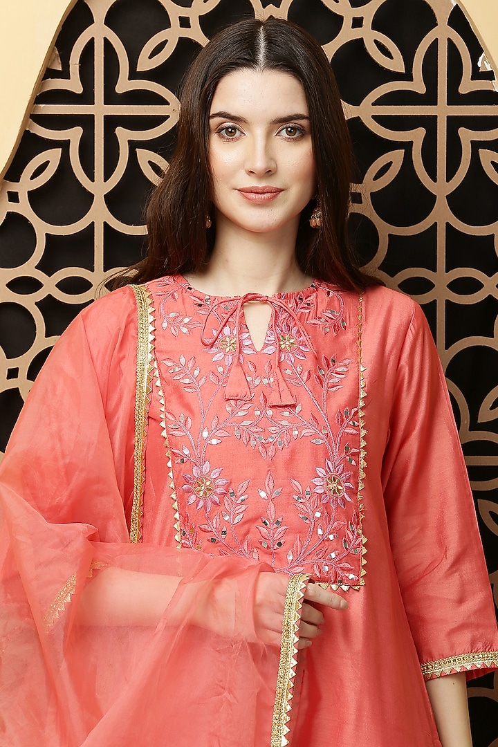 Peach Cotton Chanderi Embroidered Kurta Set by Kefi Collections at Pernia's Pop Up Shop