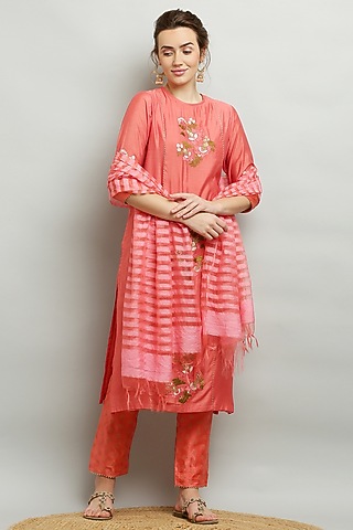 Peach Cotton Chanderi Embroidered Kurta Set by Kefi Collections