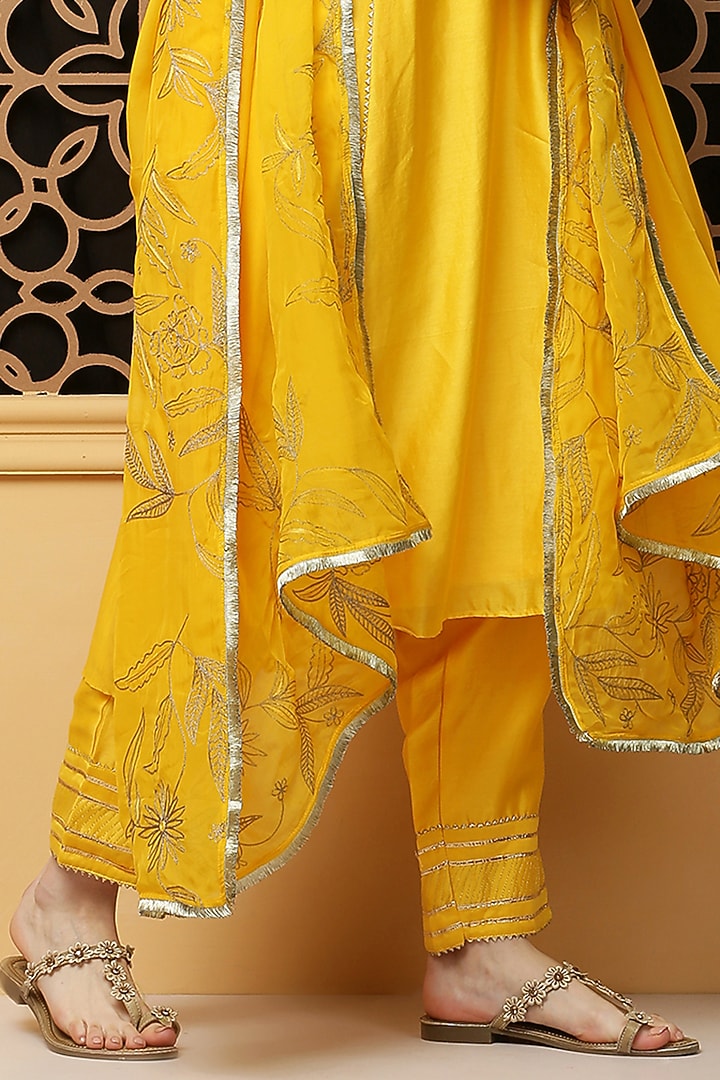 Yellow Silk Chanderi Kurta Set by Kefi Collections at Pernia's Pop Up Shop