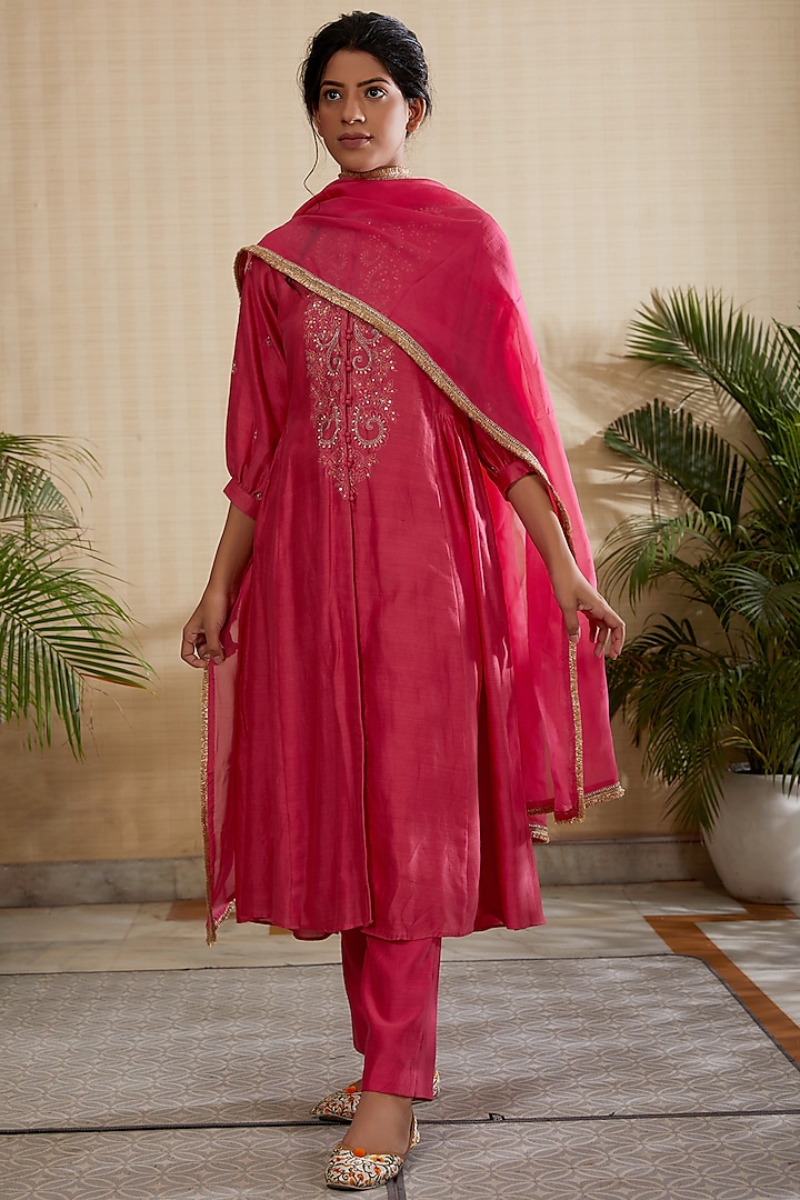 Pink Silk Chanderi Kurta Set by Kefi Collections