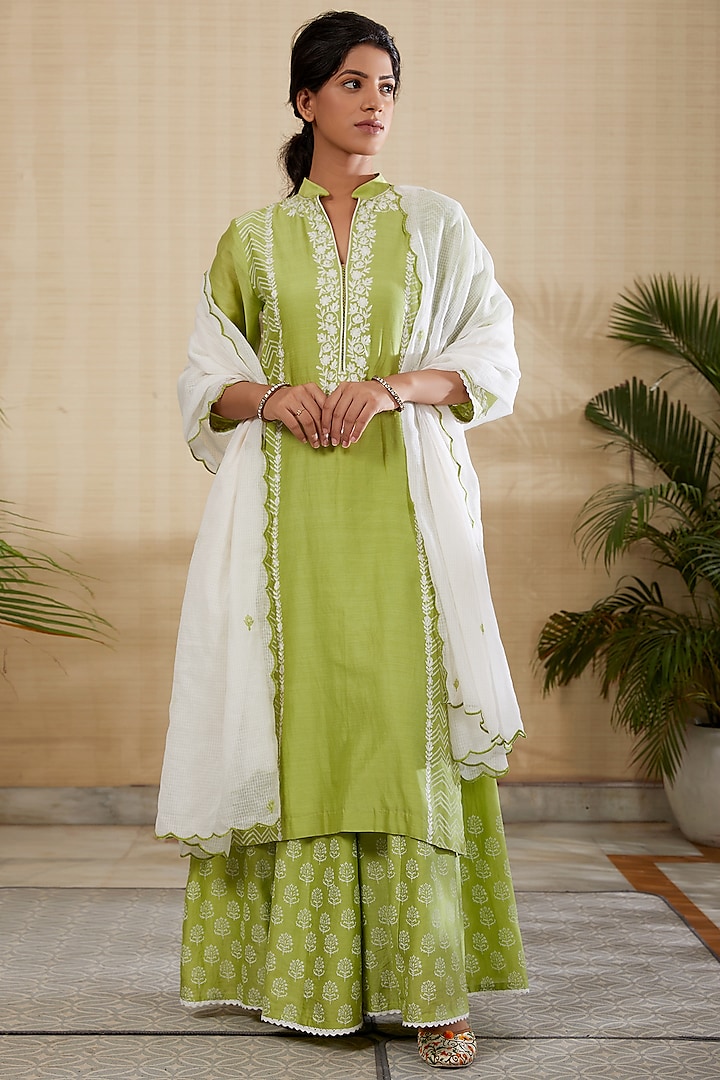 Green Embroidered Kurta Set by Kefi Collections