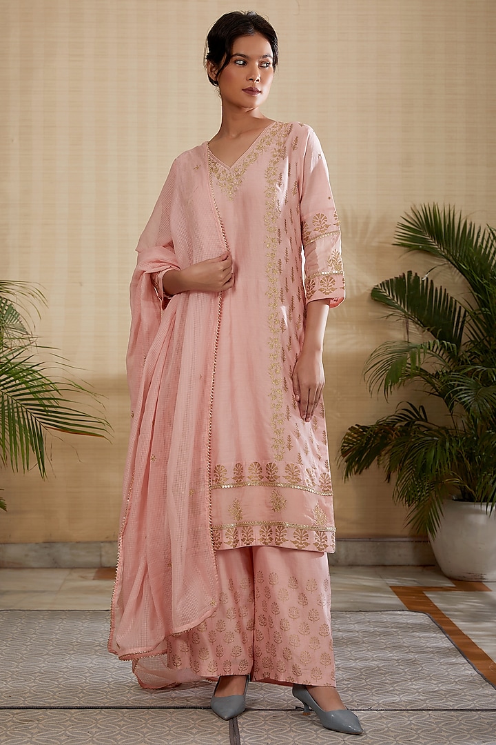 Peach Embroidered Kurta Set by Kefi Collections