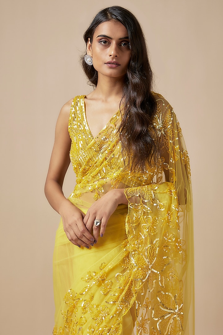 Yellow Net Cutdana Embroidered Wedding Saree Set by Kashmiraa at Pernia's Pop Up Shop