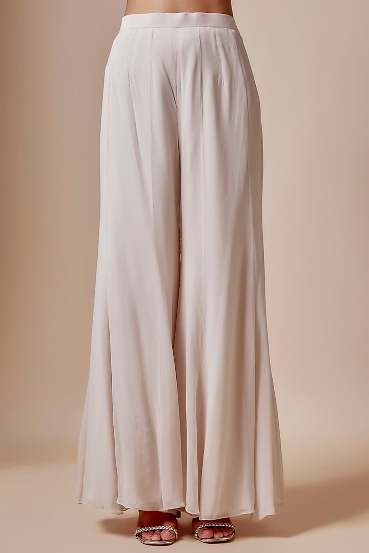 Ivory Net Cutdana Hand Embellished Cape Set by Kashmiraa at Pernia's Pop Up Shop