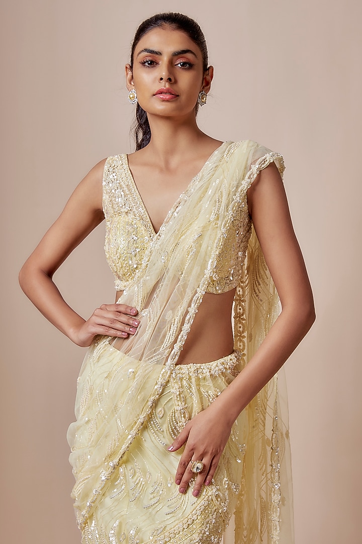 Yellow Net Cutdana Hand Embellished Reception Saree Set by Kashmiraa at Pernia's Pop Up Shop