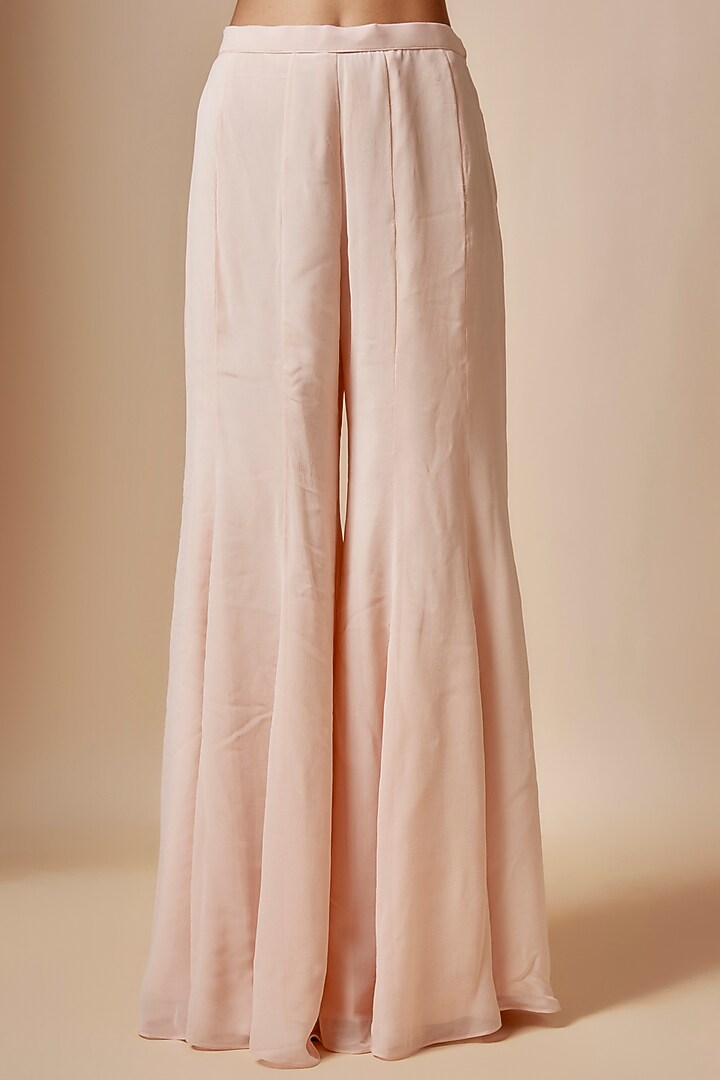 Peach Net Cutdana Hand Embellished Cape Set by Kashmiraa at Pernia's Pop Up Shop