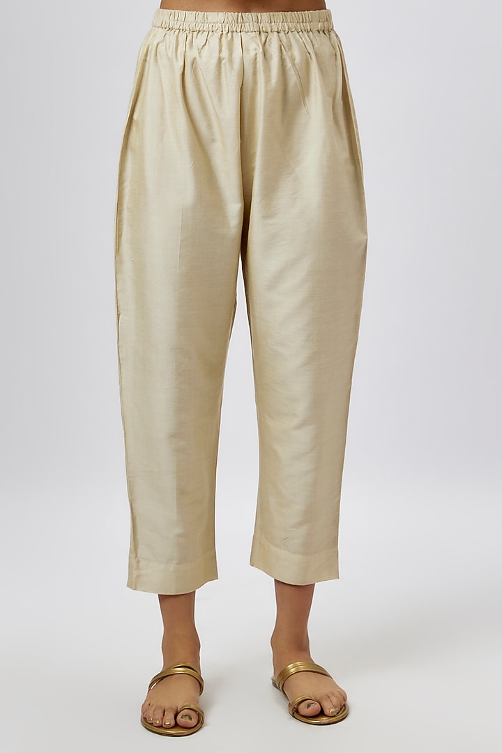 Beige Tissue Coin Embroidered Short Kurta Set by Kashmiraa at Pernia's Pop Up Shop