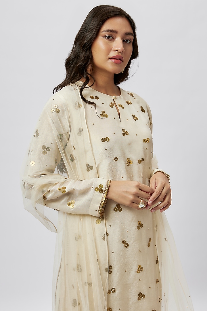 Gold Tissue Coin Embroidered Kurta Set by Kashmiraa at Pernia's Pop Up Shop