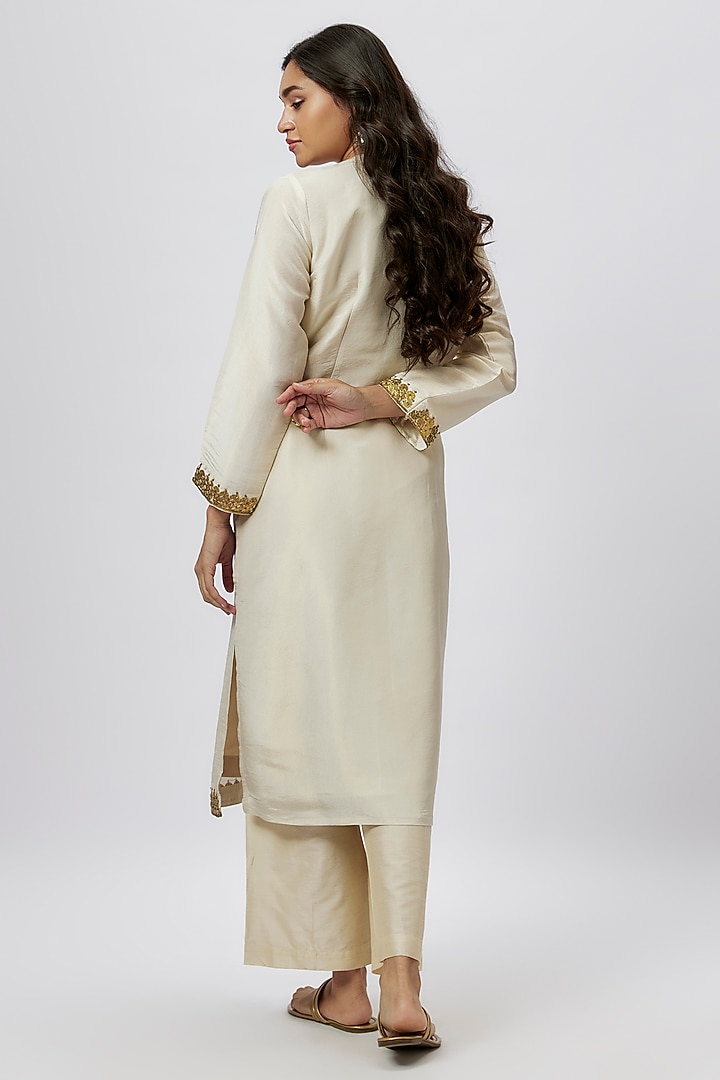 Beige Tissue Coin Embroidered Kurta Set by Kashmiraa at Pernia's Pop Up Shop