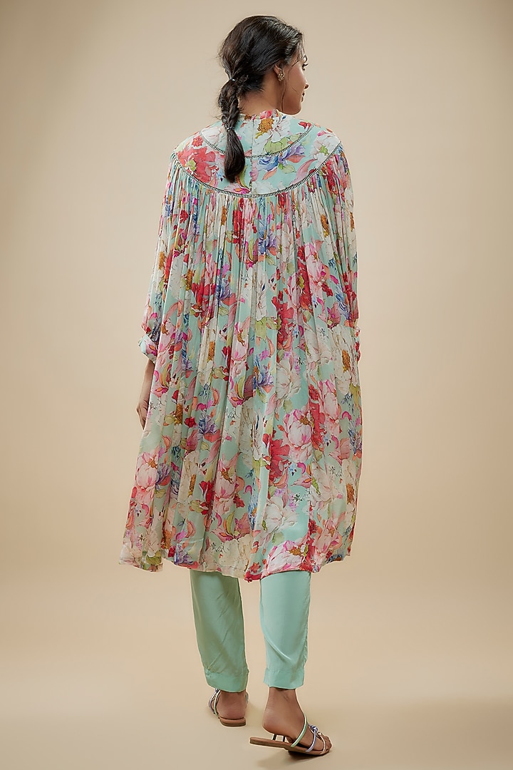 Blue Chinon Floral Printed Kurta Set by Kashmiraa at Pernia's Pop Up Shop