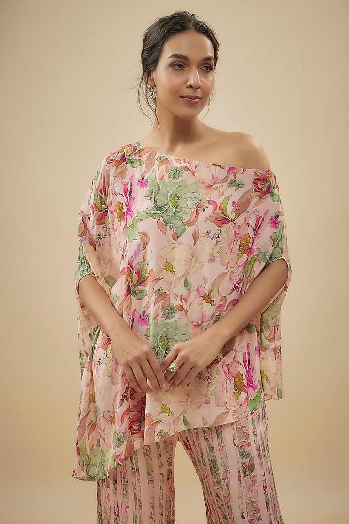Pink Crepe Silk Floral Printed Pant Set by Kashmiraa at Pernia's Pop Up Shop