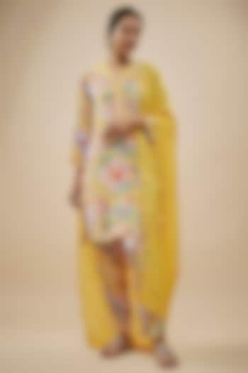 Yellow Crepe Silk Floral Printed & Embroidered Kurta Set by Kashmiraa at Pernia's Pop Up Shop