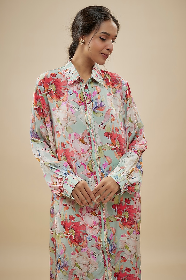 Blue Crepe Silk Floral Printed Suit Set by Kashmiraa at Pernia's Pop Up Shop