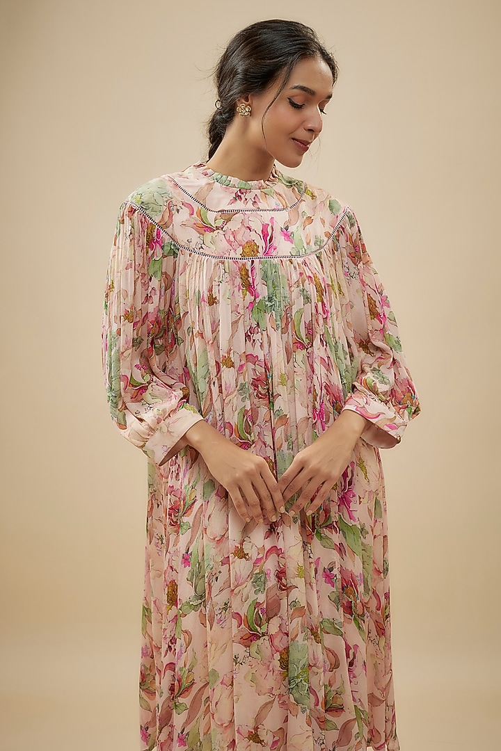 Ivory Crepe Silk Floral Printed Suit Set by Kashmiraa at Pernia's Pop Up Shop