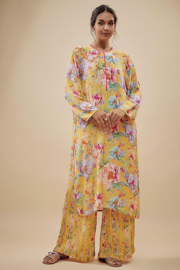 Yellow Crepe Silk Floral Printed & Cutdana Embellished Suit Set by Kashmiraa at Pernia's Pop Up Shop