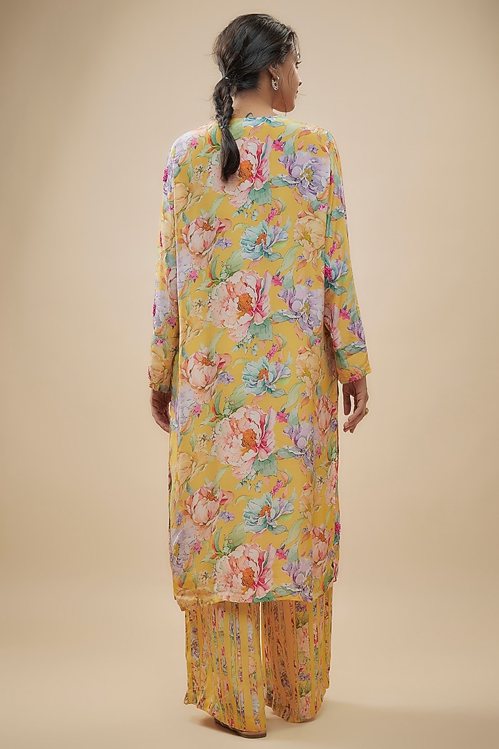 Yellow Crepe Silk Floral Printed & Cutdana Embellished Suit Set by Kashmiraa at Pernia's Pop Up Shop
