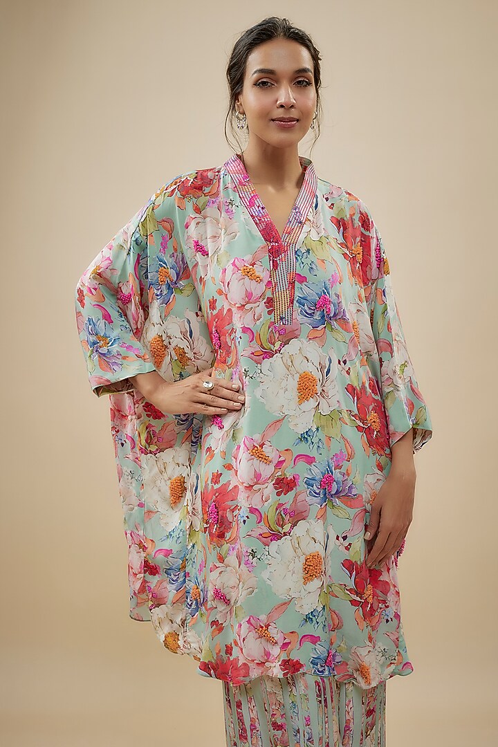 Blue Crepe Silk Floral Printed & Cutdana Embellished Kurta Set by Kashmiraa at Pernia's Pop Up Shop