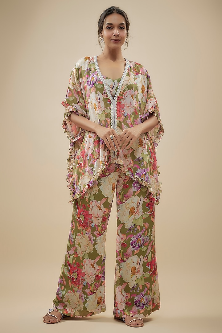 Green Crepe Floral Printed Pant Set by Kashmiraa at Pernia's Pop Up Shop