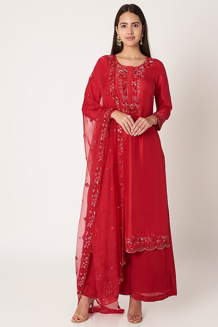 Red Embroidered Kurta Set Design by Kashmiraa at Pernia's Pop Up Shop 2023