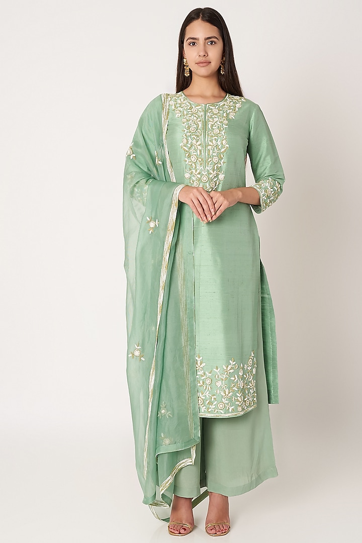 Mint Green Embroidered Kurta Set by Kashmiraa at Pernia's Pop Up Shop