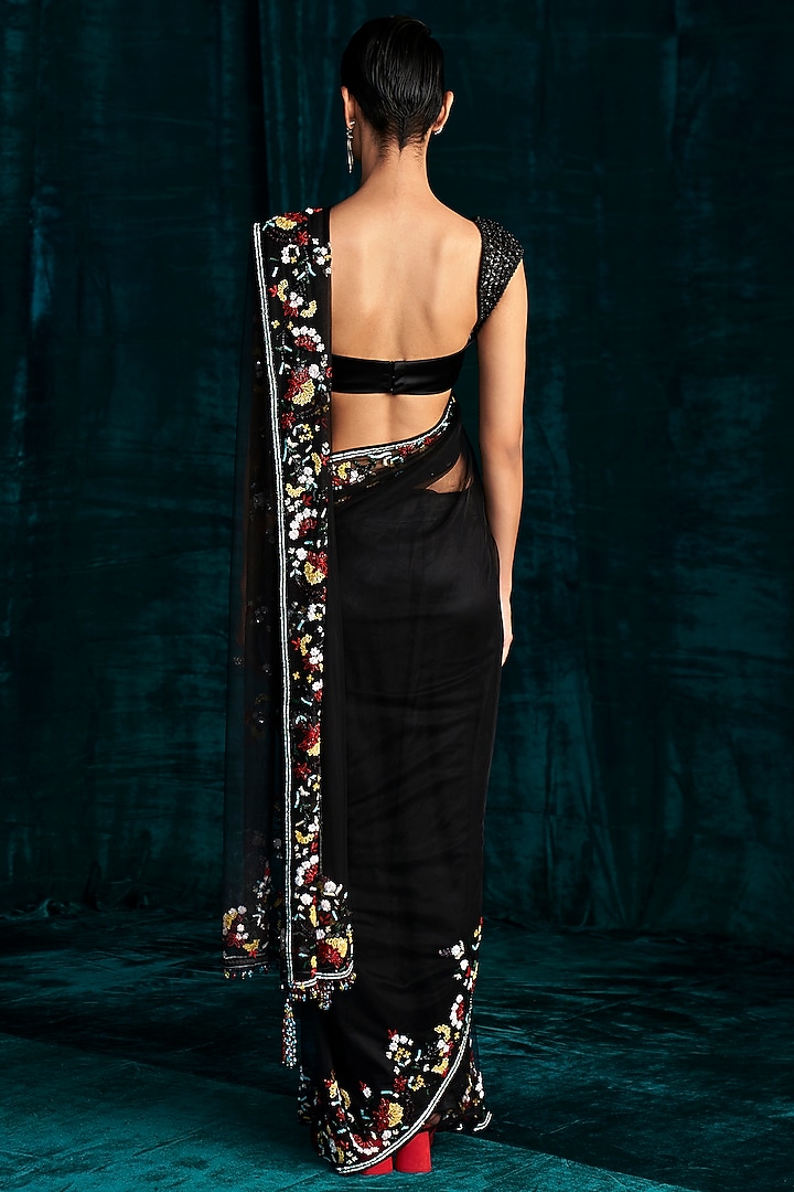 Black Net Cutdana Embroidered Wedding Saree Set by Kashmiraa at Pernia's Pop Up Shop