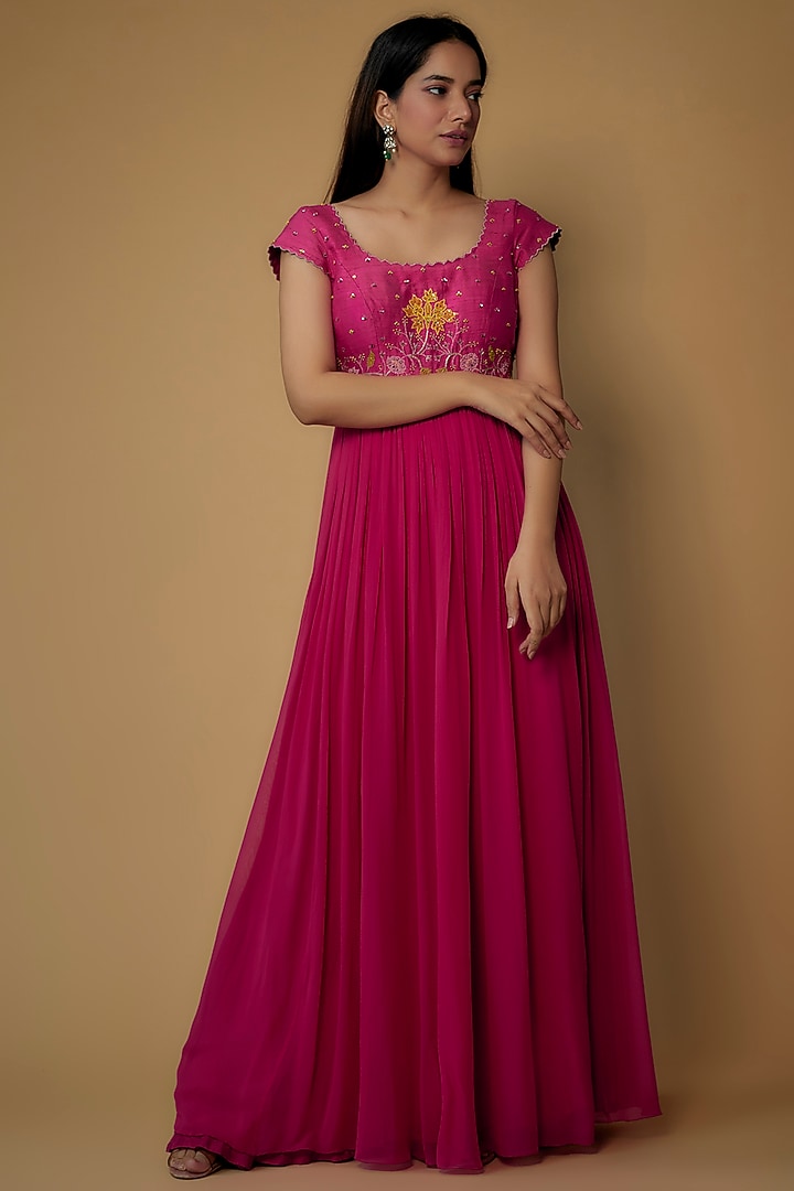 Pink Georgette Embroidered Vacation Dress by Keerthi Kadire at Pernia's Pop Up Shop