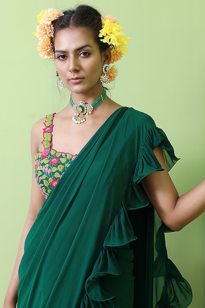 Bottle Green Raw Silk Wedding Saree Set by Keerthi Kadire at Pernia's Pop Up Shop