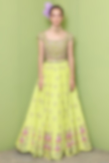 Mehendhi Green Printed Bridal Lehenga Set by Keerthi Kadire at Pernia's Pop Up Shop