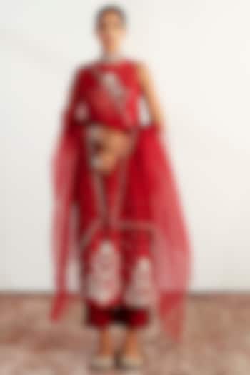 Maroon Silk Chanderi Embroidered Kurta Set by Keosha at Pernia's Pop Up Shop