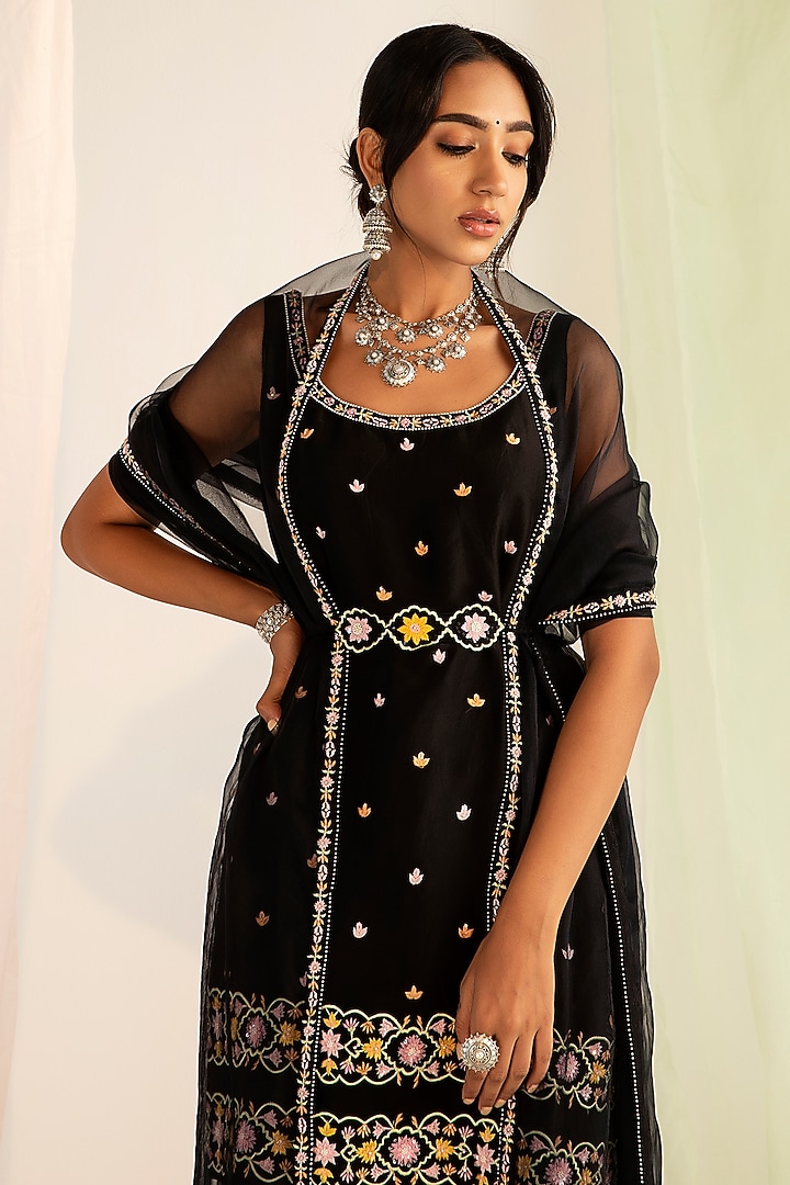 Black Silk Organza Handcrafted Embroidered Kurta Set by Keosha at Pernia's Pop Up Shop
